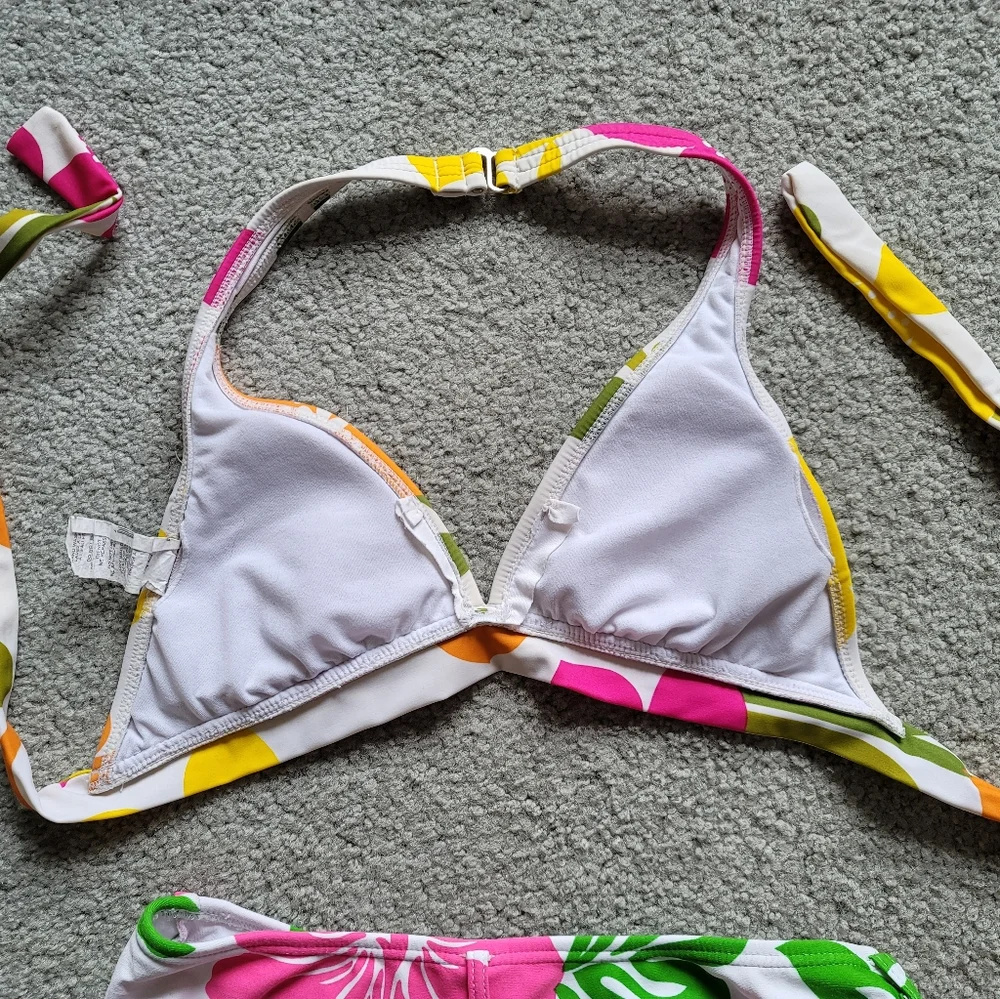 Malibu Bikini Swimsuit Size S White Tropical Floral Top & bottom 2 piece - Picture 8 of 12